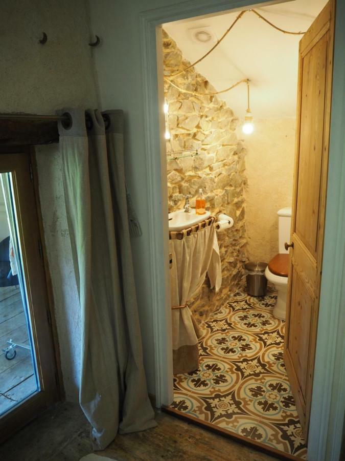 Le Chatel En Beaujolais Valsonne エクステリア 写真